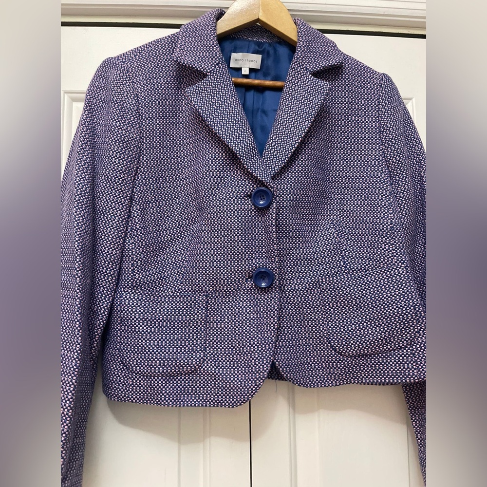 Anna Thomas | patterned blazer